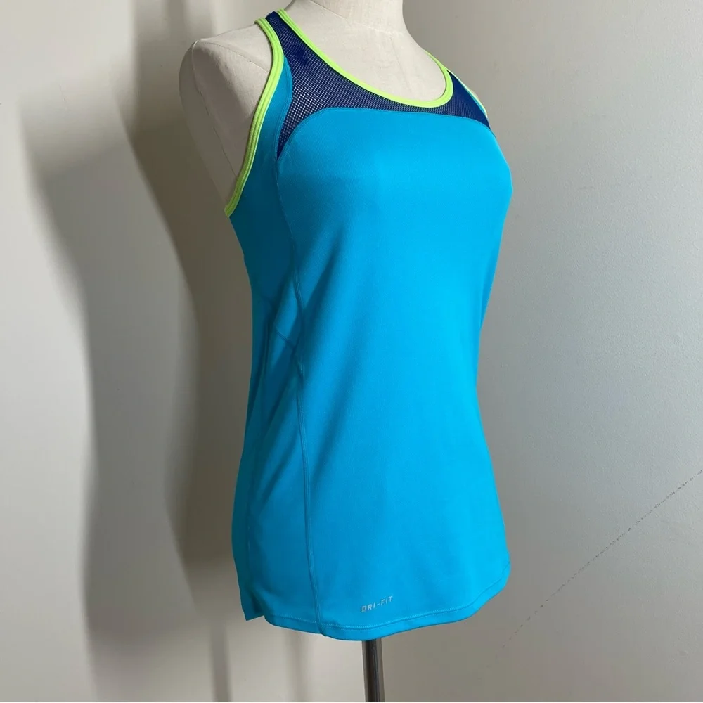 Nike excellent preowned